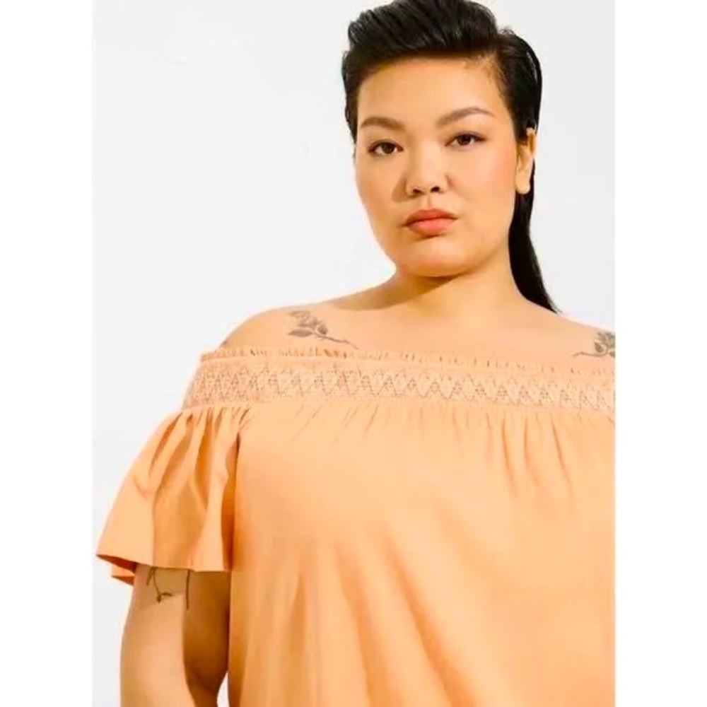 Torrid Off Shoulder Boho Peach Bloom Smocked Short Sleeve New with Tags Size 2X